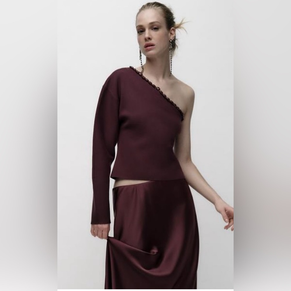 Zara Asymmetric Bobble Knit One-Shoulder Sweater Burgundy Size S